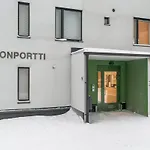Lejlighed Scandi Forest Flat Across From The Train Station