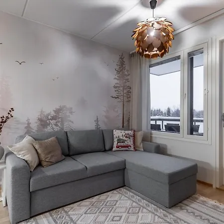 Scandi Forest Flat Across From The Train Station Apartment *