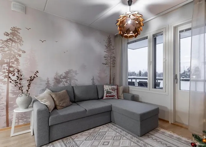 Scandi Forest Flat Across From The Train Station Appartement *