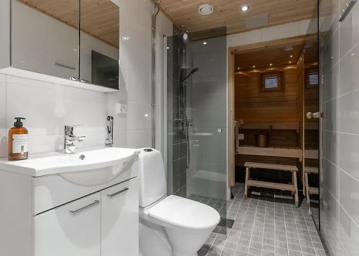 Apartment Scandi Forest Flat Across From The Train Station *